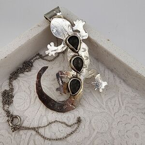 LABRADORITE GECKO PENDANT HANDMADE IN STERLING SILVER APPROX 2" × 1.5" Size